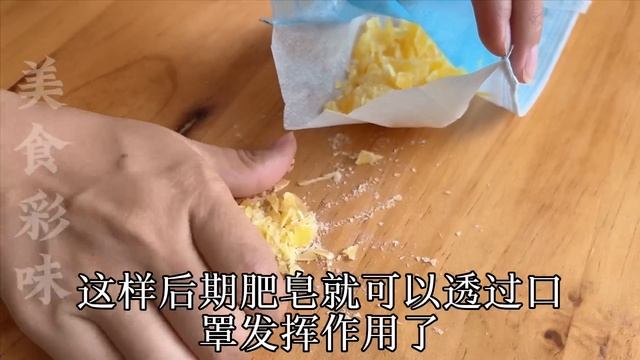 今天才知道，在馬桶里放一個香皂，半年不刷也不髒不臭，太實用了，快回家試試吧 ， Life Hacks in the toilet put one soap смотреть онлайн