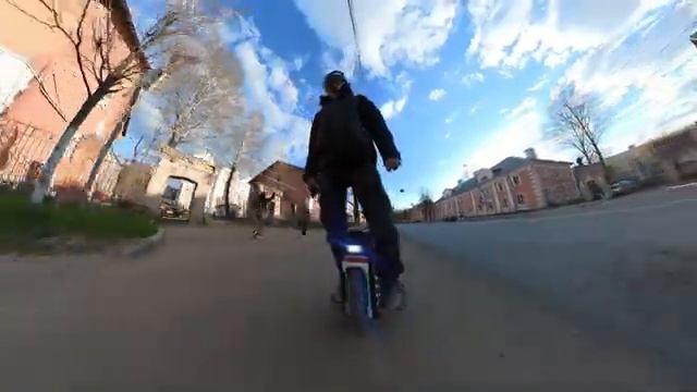 Оторваный от реальности Detached from reality смотреть онлайн