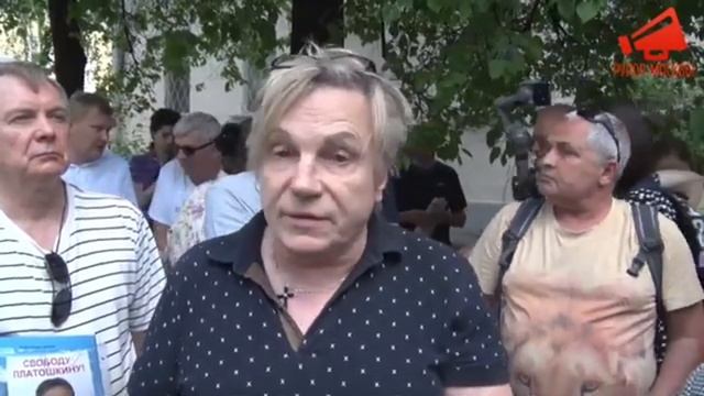 Артист Виктор Салтыков: «Лучше бы полицейские дома шли строить!»