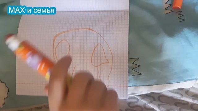 Ребенок рисует головоногов смотреть онлайн