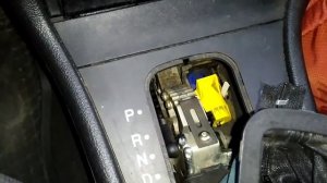 Клинит ручка АКПП в режиме паркинга P решение проблемы Opel Astra G (Zafira A)