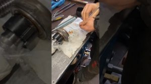 разбор и диагностика рулевой рейки AUDI A4 (B8) шумит подшипник в рейке