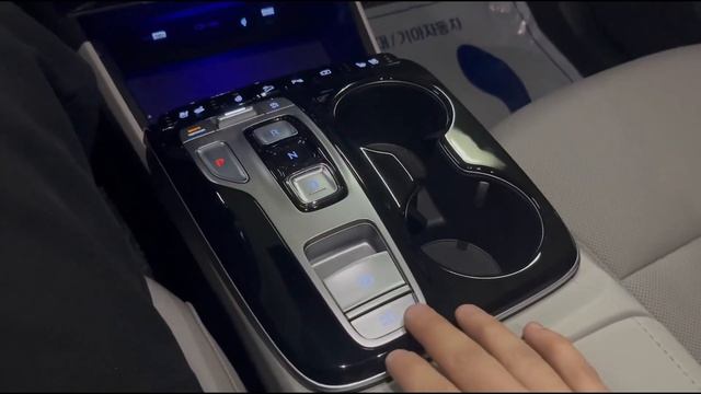 Хендай Тусан 2022 полный привод Hyundai Tucson 2022 4WD STARIA в наличии в Москве смотреть онлайн