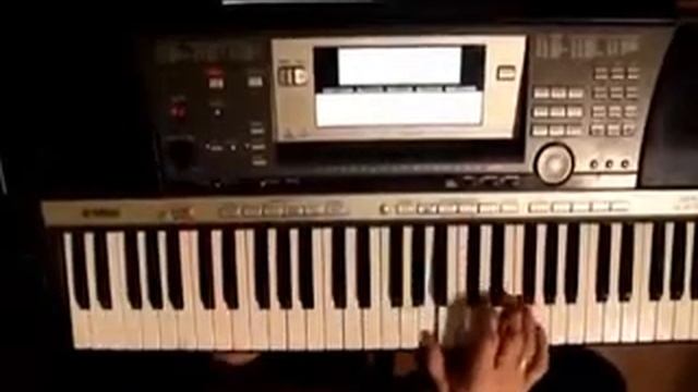 Видеоурок на синтезаторе Р.Паулс Долгая дорога в дюнах смотреть онлайн