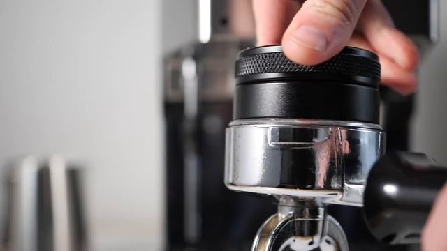 Panasonic GH5 Testing With Gaggia Classic Pro Cinematic B Roll смотреть онлайн