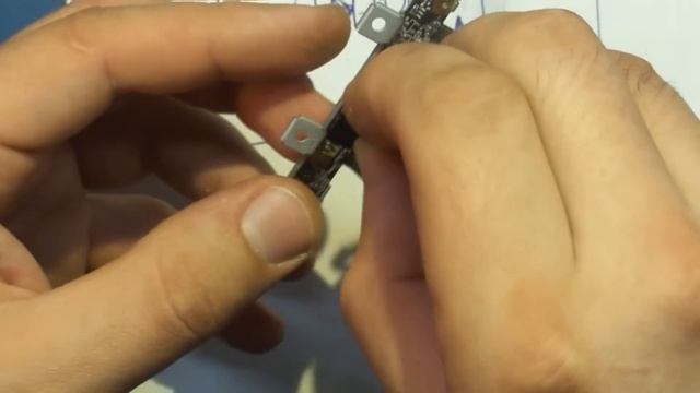 Как сделать микроскоп из веб камеры ноутбука. смотреть онлайн