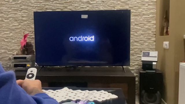 Распаковка телевизора KIVI