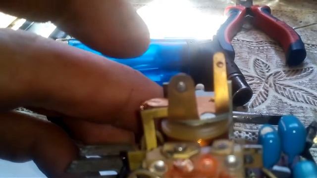 РЕЛЕ ТК-102-4 УХЛ2.... Разбор. смотреть онлайн