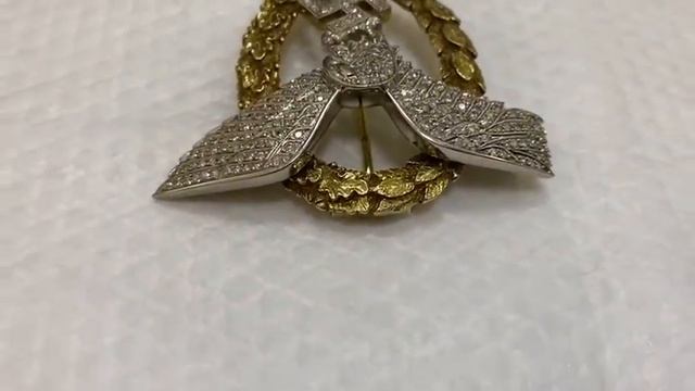Знак летчика люфтваффе с брильянтами . смотреть онлайн