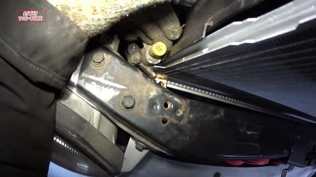 ✅✌??? Hyundai Sonata. Замена радиатора охлаждения. смотреть онлайн