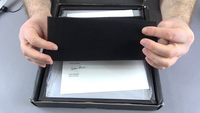 Серебряная кнопка YouTube! смотреть онлайн