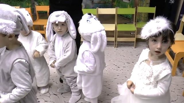 НОВОГОДНИЙ УТРЕННИК 2018 "ЮНЫЕ КАПИТАНЫ"гр.(ДЕЛЬФИНЧИКИ) смотреть онлайн
