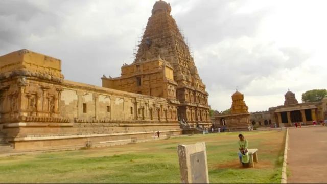 Просветление в одном предложении.  Бхагавадгита. Экхарт Толле.