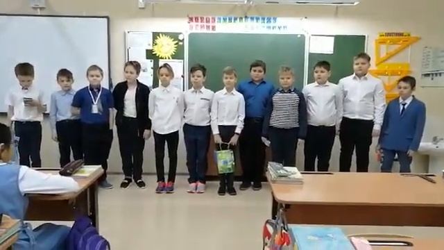 Дорогие девочки, с 8 марта вас! (Правда пока с 5 марта). Поздравления от коллектива мальчиков! смотреть онлайн