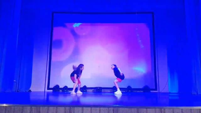 это наш танец с подружкой который придумали сами. ❤ смотреть онлайн