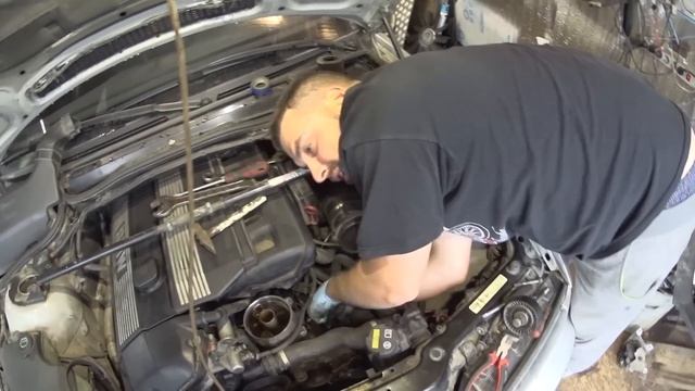 Замена клапана масляного стакана BMW m54 смотреть онлайн