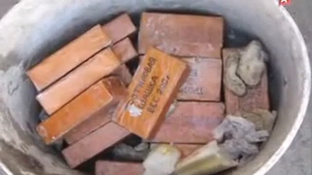 В Донбассе задержали украинских военных с ведром тротиловых шашек смотреть онлайн