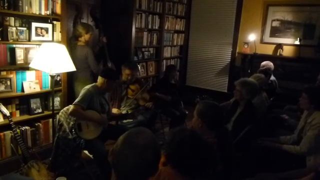Chicken Train plays "Raleigh and Spencer" смотреть онлайн