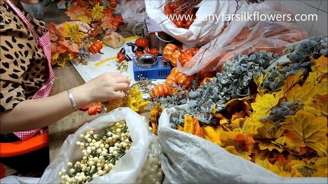 wholesale realistic artificial autumn garlands, Christmas artificial hanging vines with pumpkins смотреть онлайн