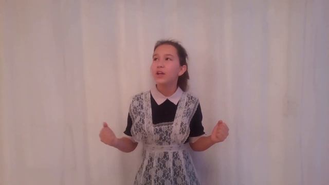 Видеочеллендж к 190-летию Акмуллы. Халиуллина Камилла, «Аттың ниһен маҡтайһың» смотреть онлайн