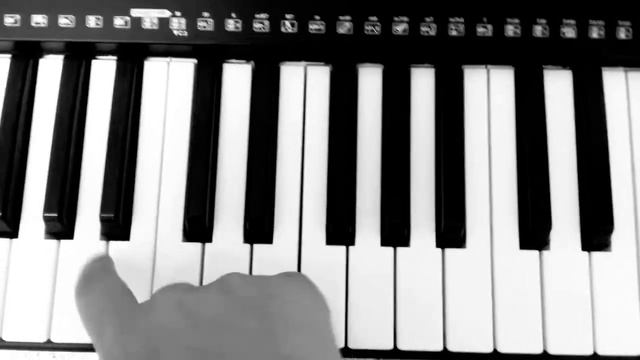 Как играть очень лёгкую,но интересную мелодию! смотреть онлайн