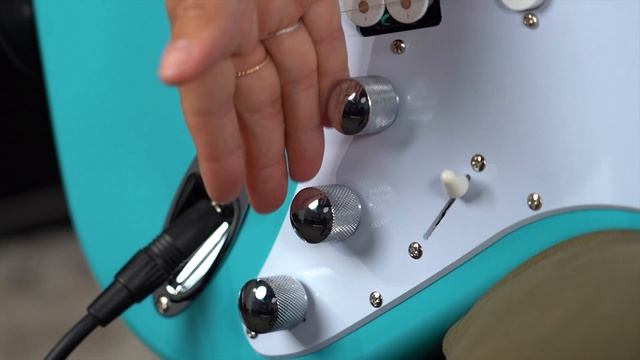 Rocksmith+ | How Do I Connect my Guitar or Bass? смотреть онлайн