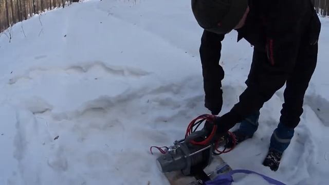 Зимний тест лебёдки COMEUP DV-6s. Off-road Hilux 98.