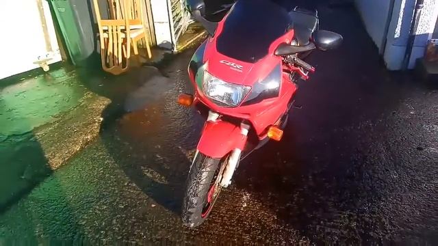 My first CBR 600 F3 смотреть онлайн