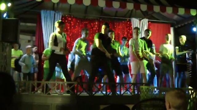 Club Dance to Ai Se Te Pego - Michel Teló (nosa nosa) смотреть онлайн