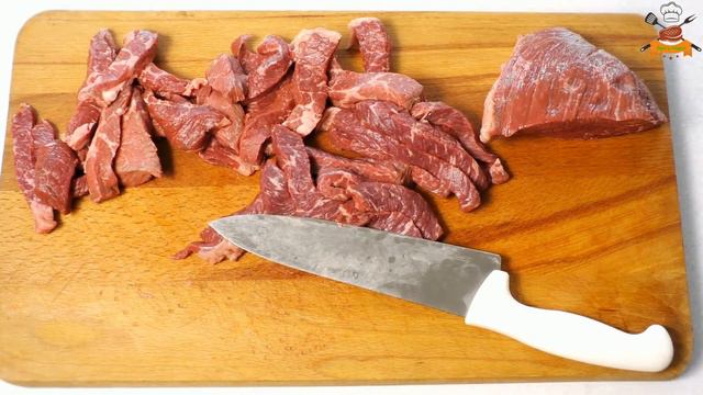 Муж решил побаловать меня мясным блюдом которое его научили делать друзья из Казахстана #казахстан смотреть онлайн