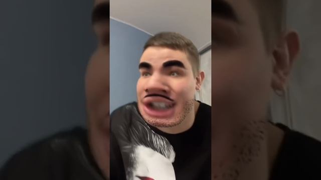 Мама отгадывает кроссворд ? #Shorts смотреть онлайн