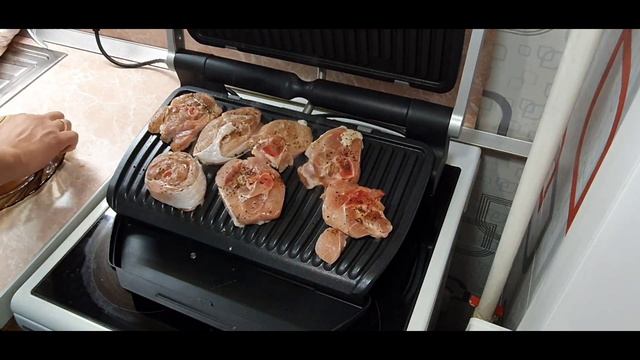 ПЕРВЫЙ РАЗ ГОТОВЛЮ НА Tefal Optigrill XL, индейка на Tefal Optigrill XL смотреть онлайн