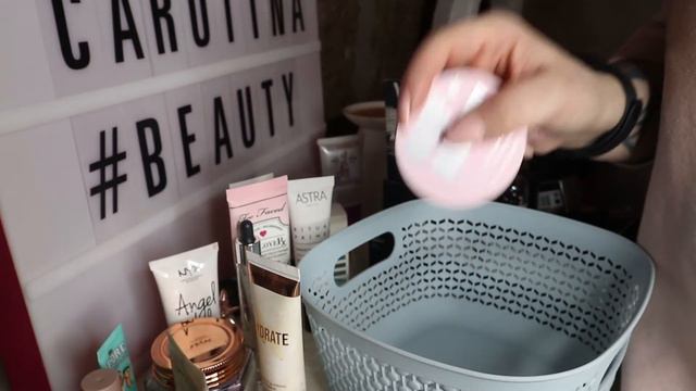 LA MIA UMILISSIMA MAKE UP COLLECTION *episodio 1* смотреть онлайн
