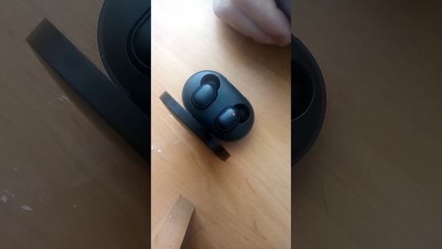 xiaomi один наушник перестал полностью работать, что даже лампочка перестала гореть смотреть онлайн