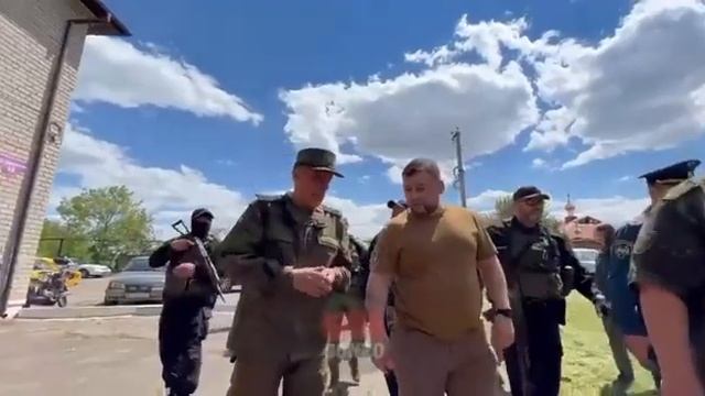 Лиман   Лиман Лиманский район, коллаборанты встречают Пушилина