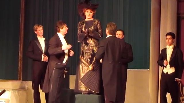 О.Склярова "Веселая вдова" смотреть онлайн