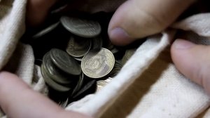 Банковский мешок монет СССР, что же было внутри, как разбогатеть на советских монетах из мешка?