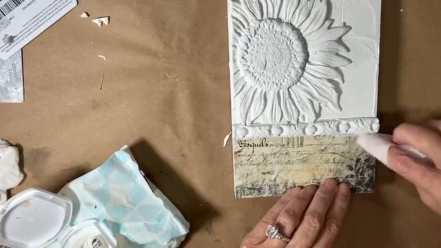 Sunflower Mixed Media Tutorial: Lisa Inspired Tile смотреть онлайн