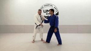 Дэ аши барай (de ashi barai)