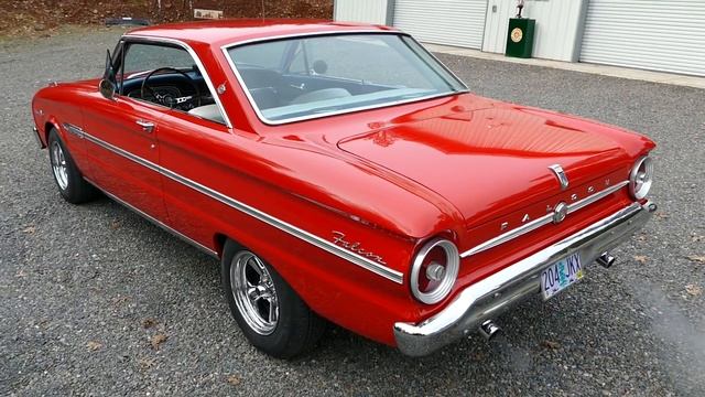 1963 Ford Falcon Sprint Hardtop 302 350-HP 4-Speed Guards Red смотреть онлайн