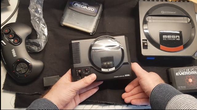 Mega Drive Mini распаковка + меню смотреть онлайн