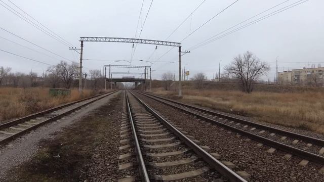 Электричка Волгоград от Тракторная-Пассажирская до Заканальная 09.12.2021, 4k, YN050264 смотреть онлайн