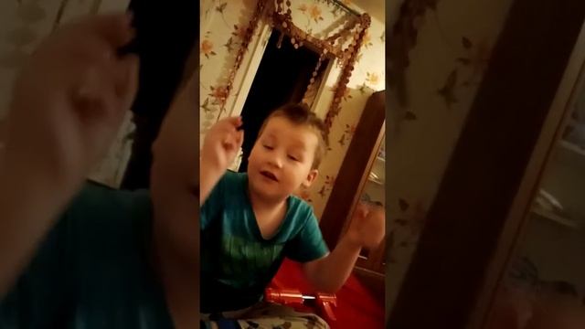Дед Мороз.Стих на Новый год.Травка зеленеет отдыхает смотреть онлайн