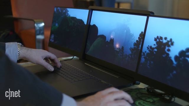 Razer's triple threat: The tri-screen Project Valerie laptop смотреть онлайн