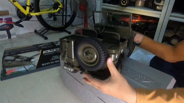 Unboxing new ROCHOBBY Jeep Willy 1941 Military scale Jeep смотреть онлайн