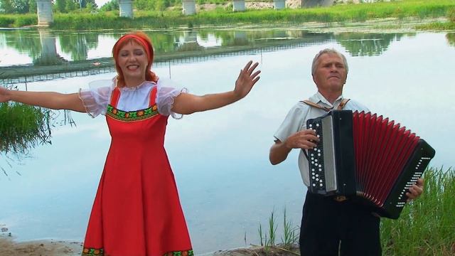 Надежда Старкова и Георгич - Посею лебеду на берегу смотреть онлайн