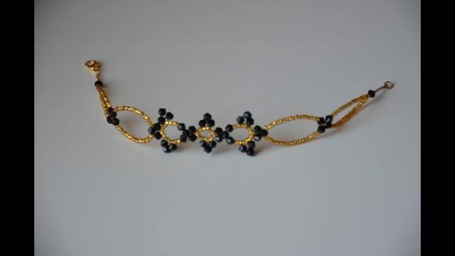 Браслеты их чешского стекла и бисера Вечерние украшения смотреть онлайн