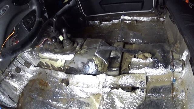 НОВЫЕ СИДЕНЬЯ В НИВУ смотреть онлайн