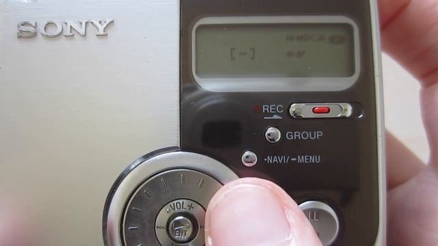 SONY MZ-NH900 Hi-MD Minidisc Walkman смотреть онлайн