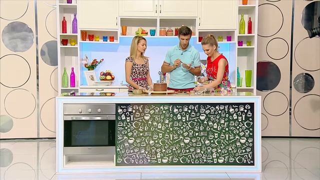 В торте все должно быть прекрасно, в том числе и декор. Мария Шиверских. смотреть онлайн